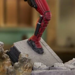 Diamond DEADPOOL MARVEL GALLERY DEADPOOL & WOLVERINE -Frikanime Ventas DEADPOOL MARVEL GALLERY DEADPOOL WOLVERINE 1