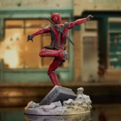 Diamond DEADPOOL MARVEL GALLERY DEADPOOL & WOLVERINE -Frikanime Ventas DEADPOOL MARVEL GALLERY DEADPOOL WOLVERINE 9