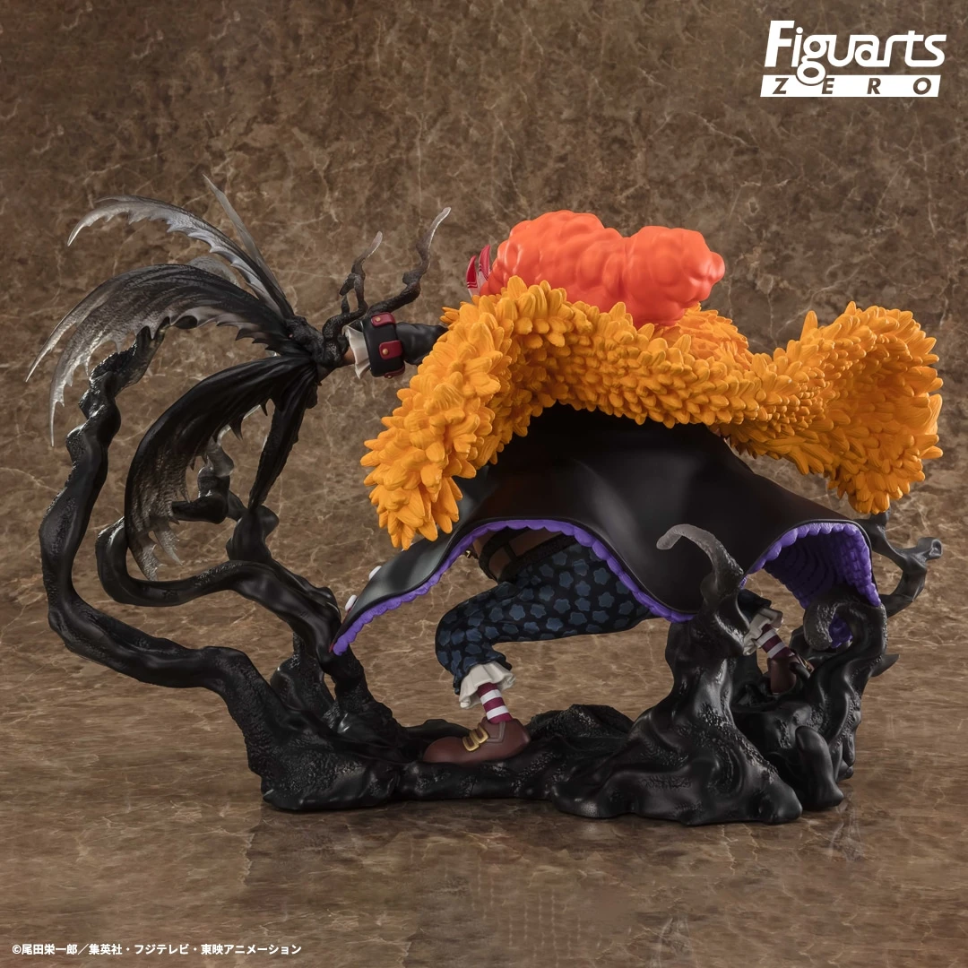 MARSHALL D. TEACH -KUROUZU- SUPER FIERCE BATTLE ONE PIECE FIGUARTS ZERO 6 MARSHALL D. TEACH -KUROUZU- SUPER FIERCE BATTLE ONE PIECE FIGUARTS ZERO - Imagen 4